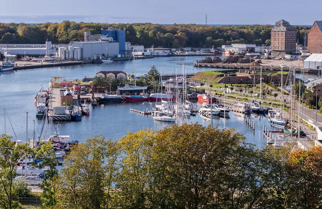 Salt Island Apartment Sea And Harbor View By Noclegi Renters-1